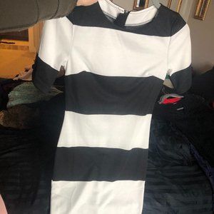 NWOT - Thick stripe 3/4 sleeve sheath